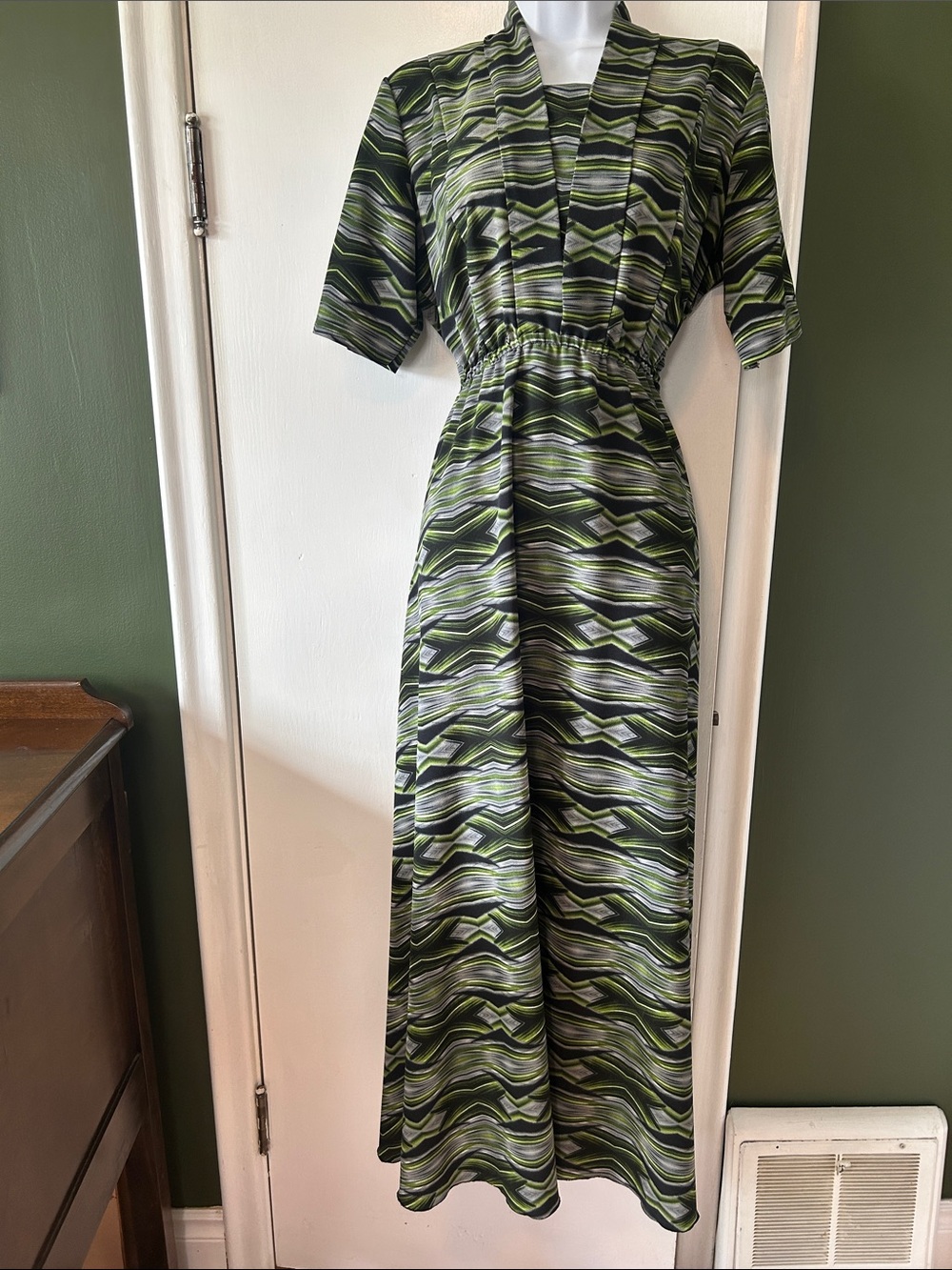 Retro-style Patterned Maxi Shirtdress